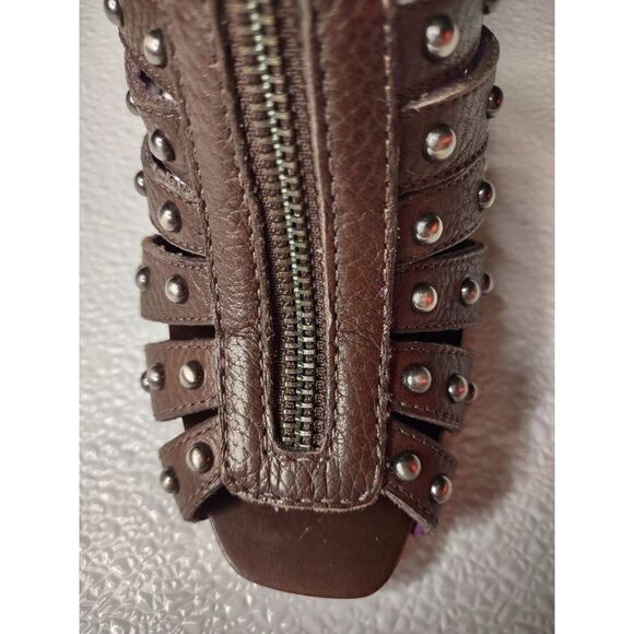 BCBG Brown Leather Studded Zip-front Peep Toe Heels Size 6B - Picture 8 of 15